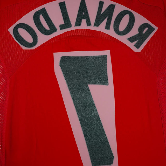 2004 - 7 Manchester United Home/Away Name Set Ronaldo #7 (Repro)