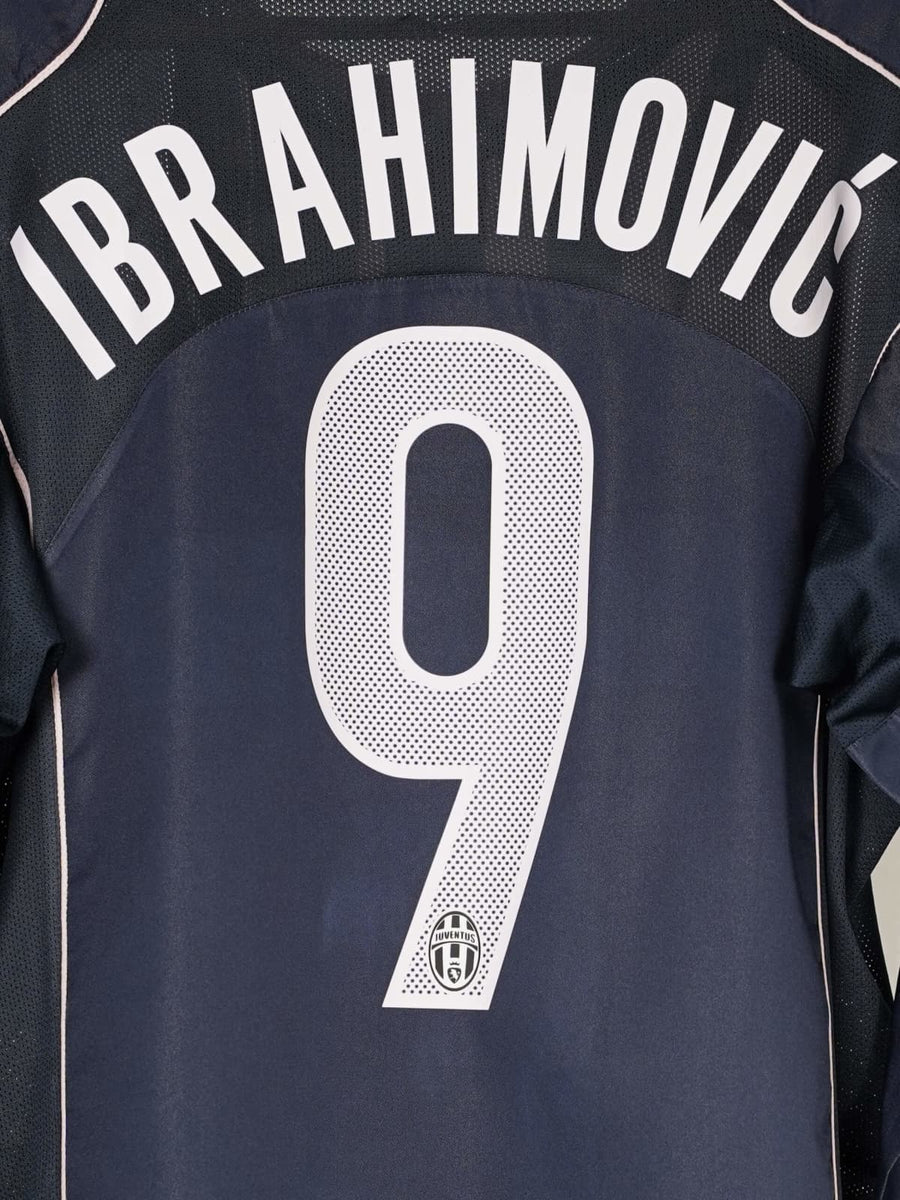 Juventus Away Shirt L/S 2004/5 Ibrahimovic 9 (XL)