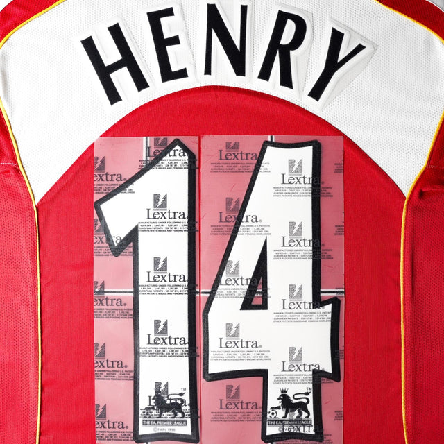 2004/5 Arsenal Home Flock Name Set Henry 14