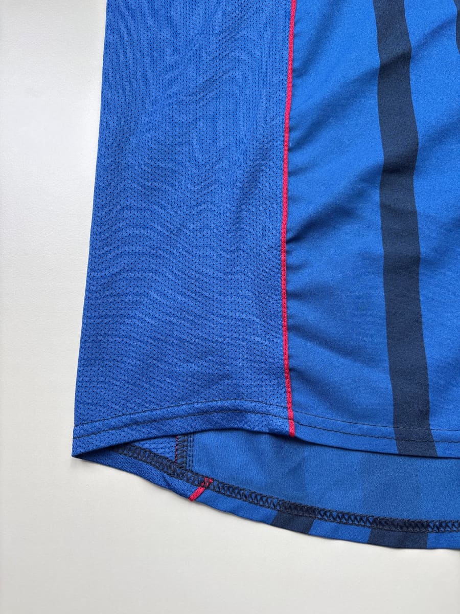 2004/5 Barcelona Ronaldinho #10 Away Shirt (M)