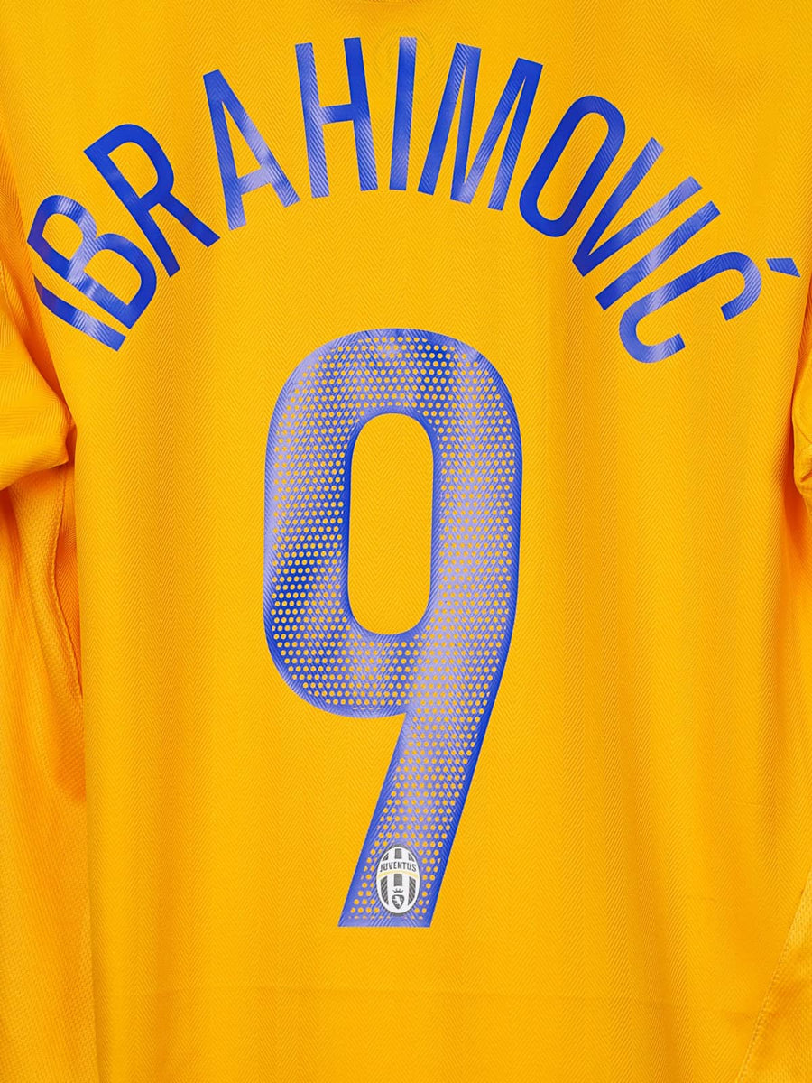 Juventus Third Shirt 2005/6 Ibrahimovic 9 (L)