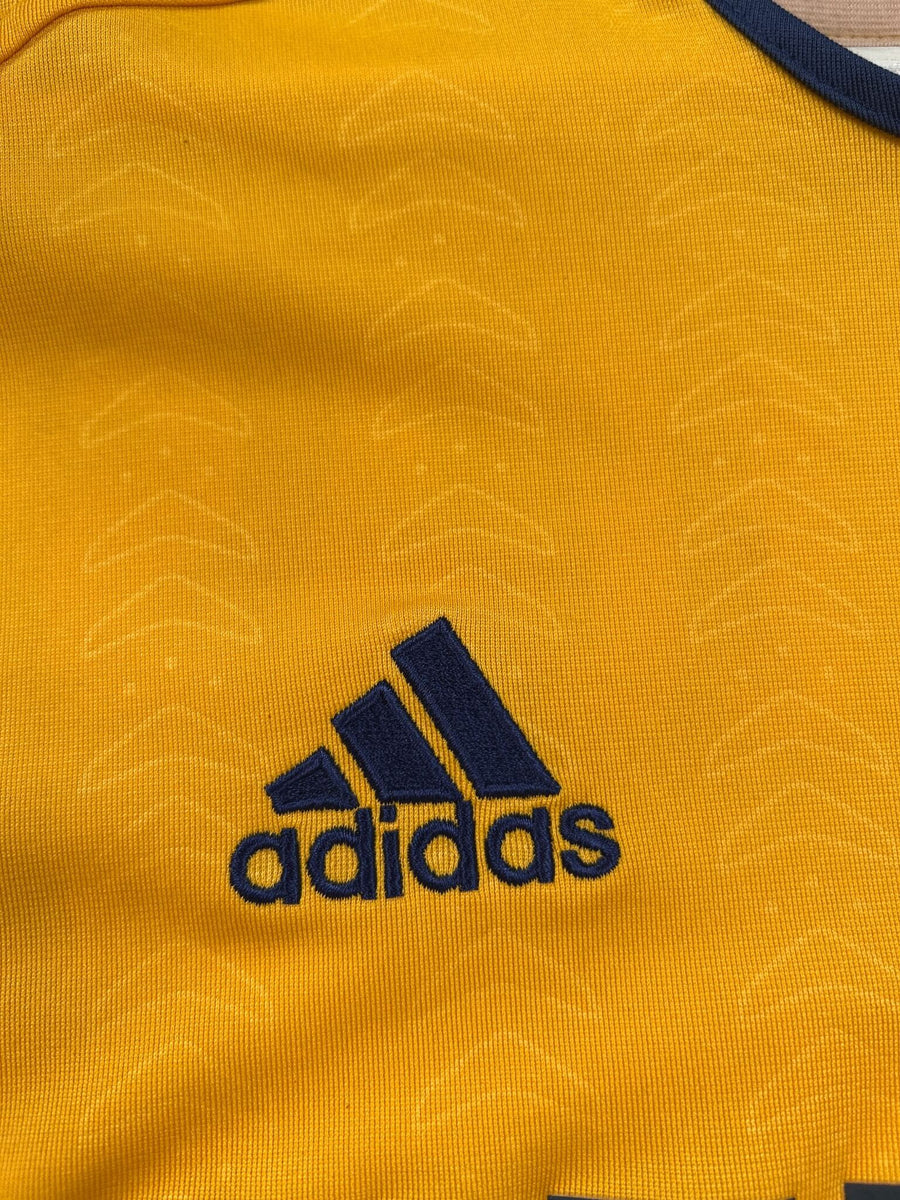 2005/06 Real Madrid Casillas #1 Keeper Shirt (M)
