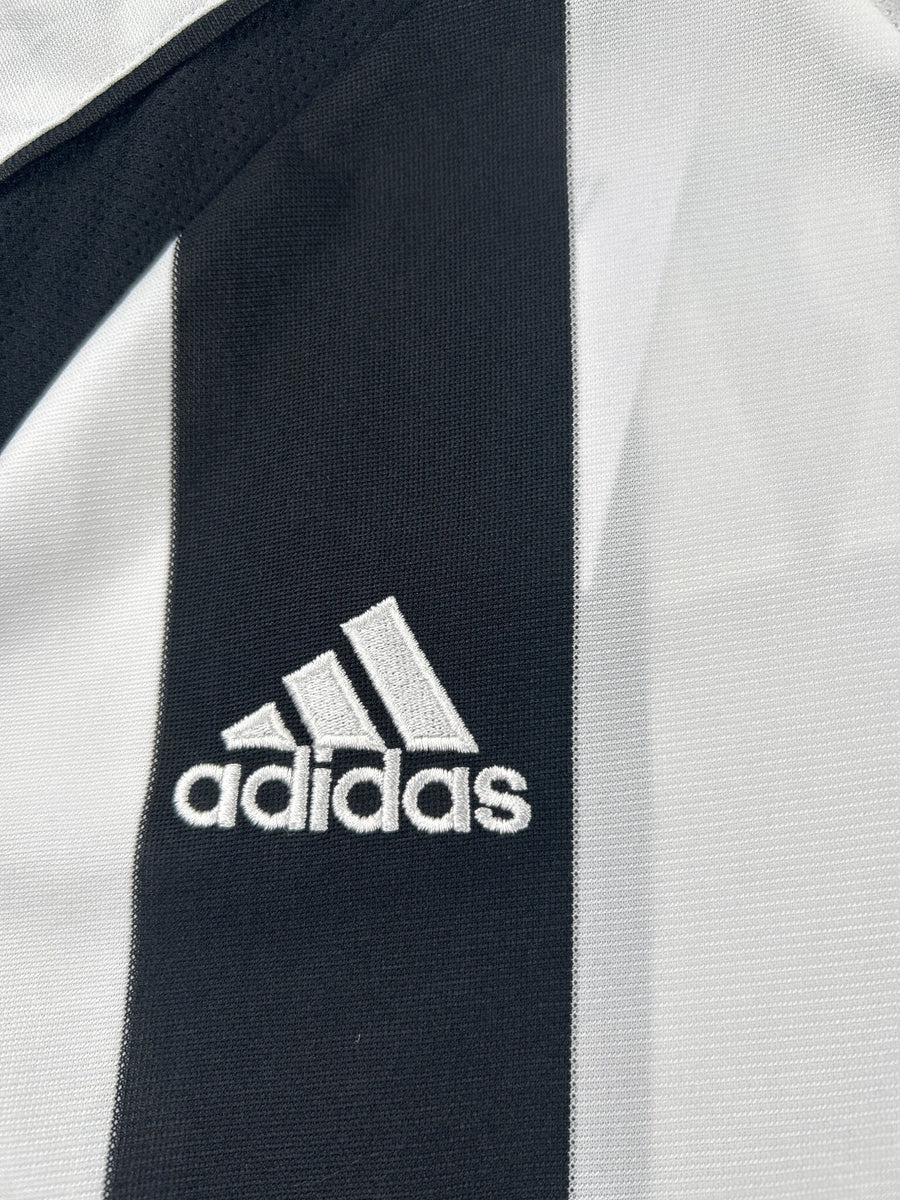 2005/07 Newcastle Home Shirt (M) Shearer #9