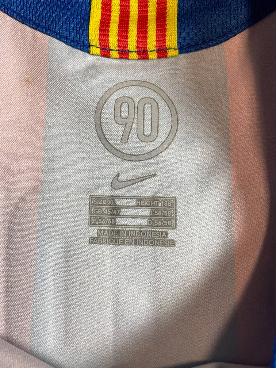 2005/6 Barcelona Ronaldinho #10 Home Shirt (XL)