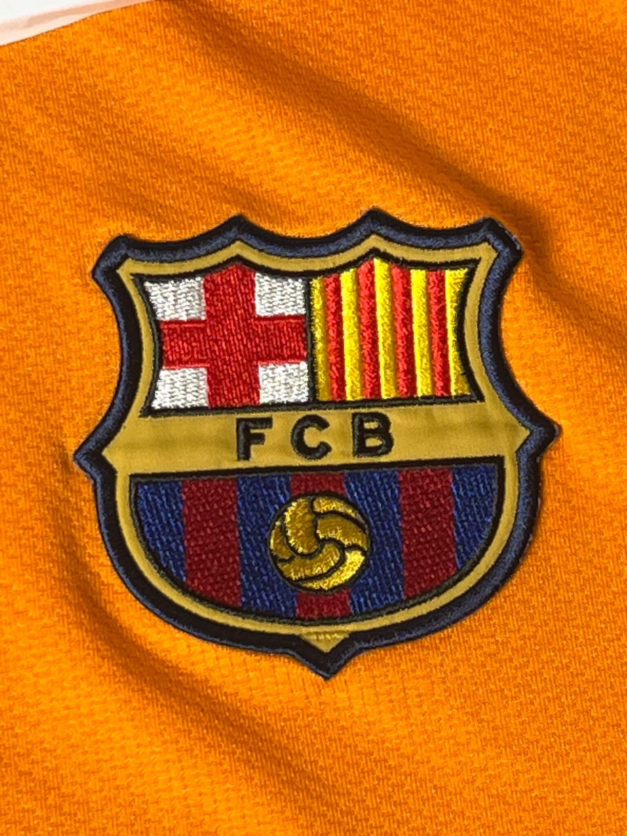 2006/07 Barcelona Ronaldinho 10 Away Shirt (M) Nike