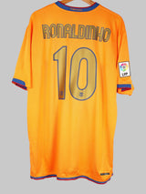 2006/07 Barcelona Ronaldinho #10 Away Shirt (XL)