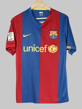 2006/07 Barcelona Ronaldinho #10 Home Shirt (M)