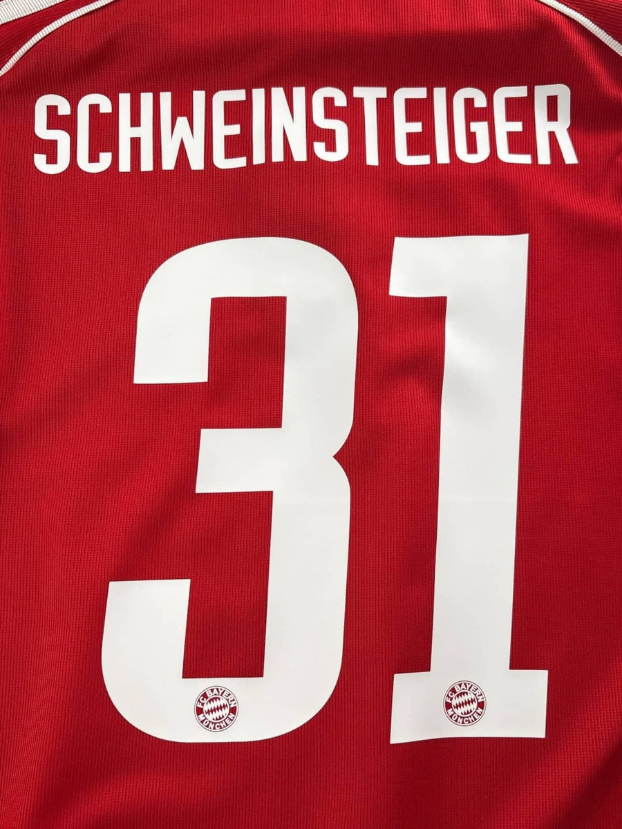 2006/07 Bayern Munich Schweinsteiger #31 Home Shirt L/S (XL)