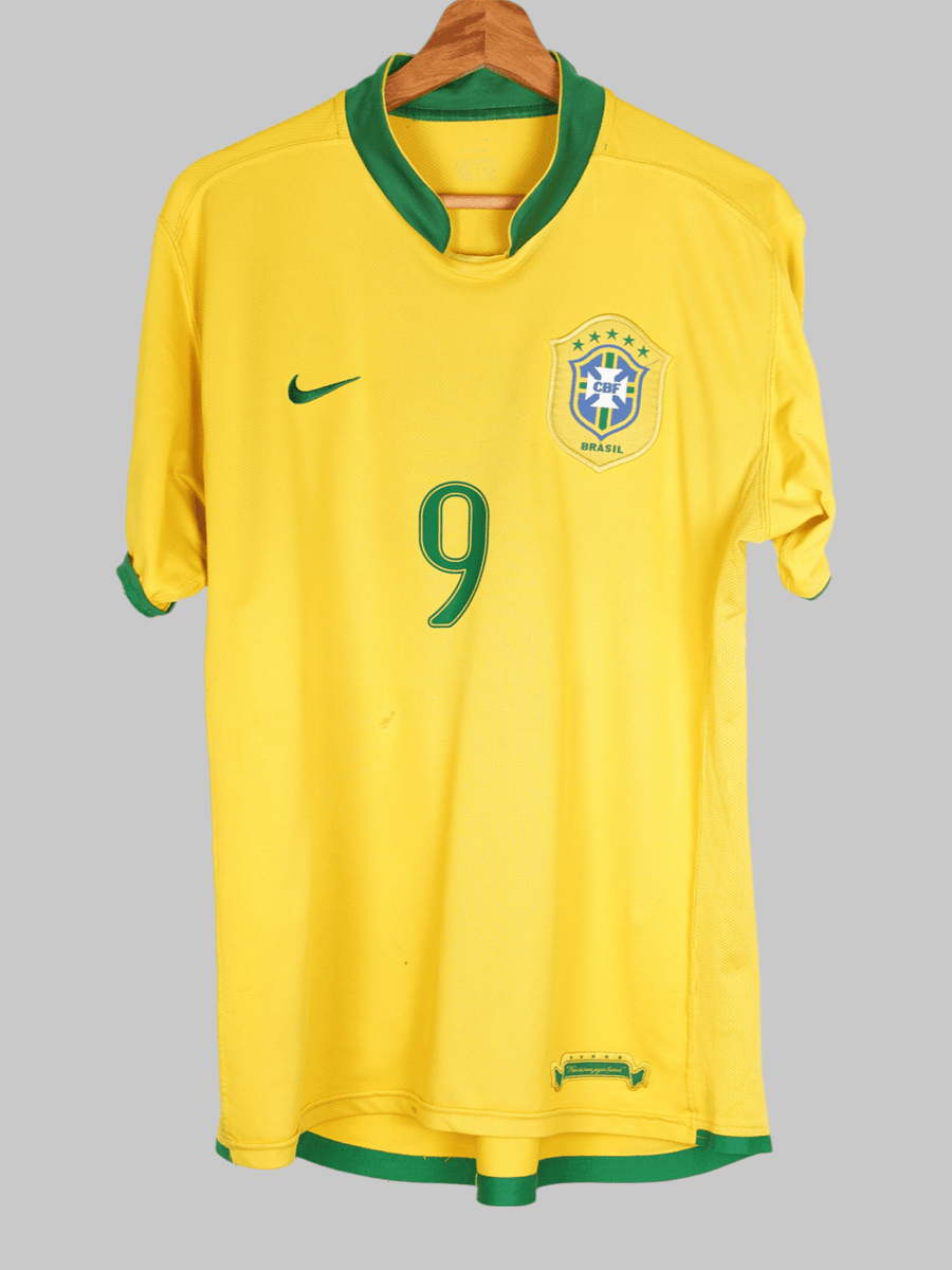 2006/07 Brazil Ronaldo #9 Home Shirt (M)