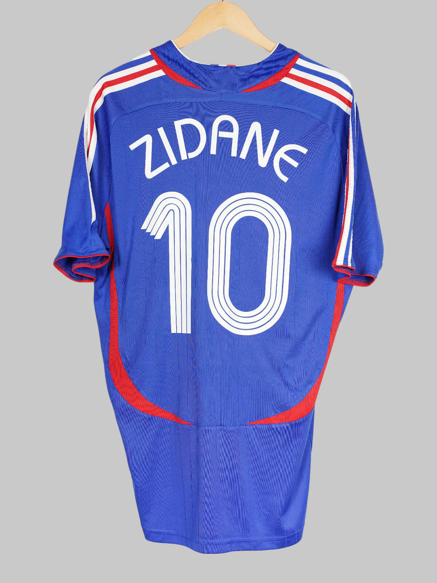 2006/07 France Zidane #10 Home Shirt (XL)