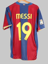 2007/08 Barcelona Messi #19 Home Shirt (M)