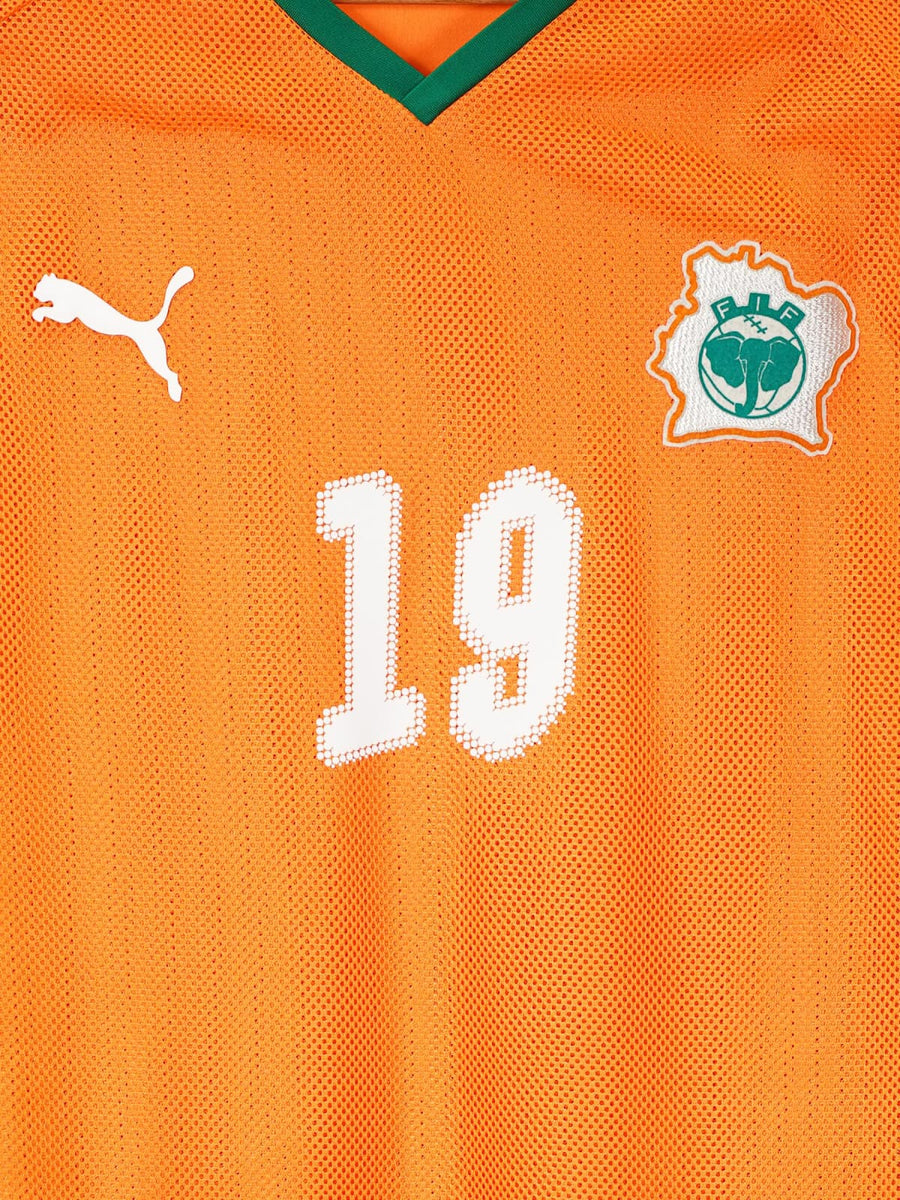 Ivory Coast Home Shirt 2008/9 Toure Yaya 19 (L)