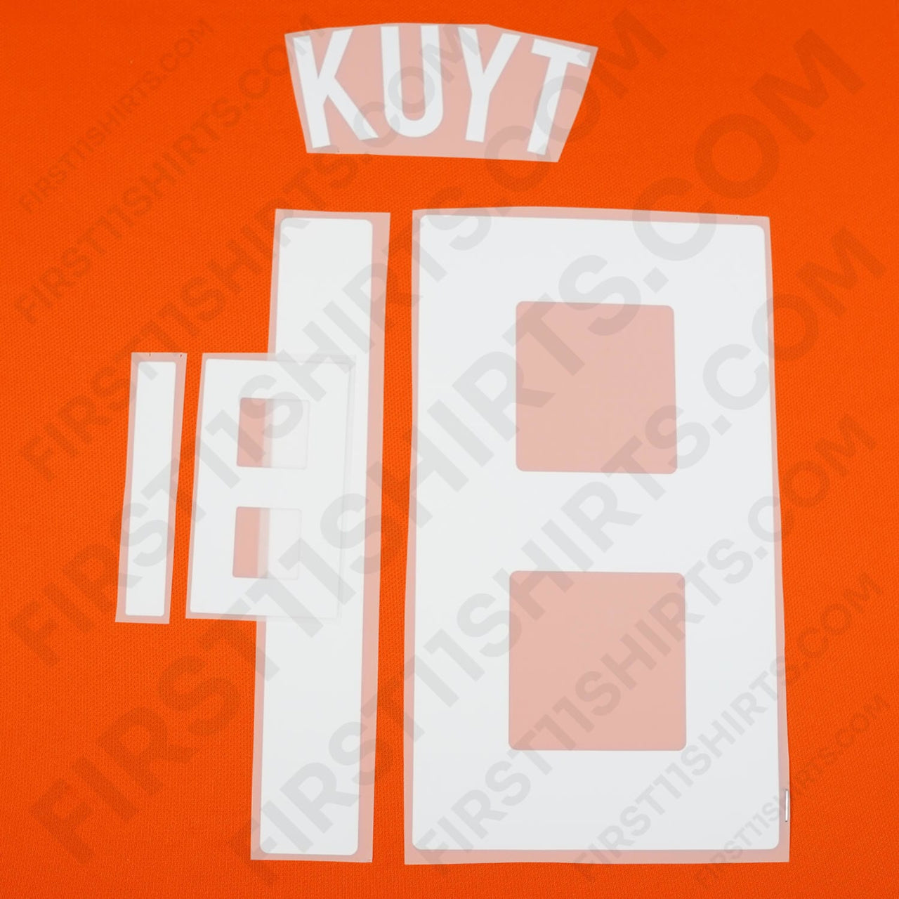 2008/9 Netherlands Home Name Set Kuyt 18