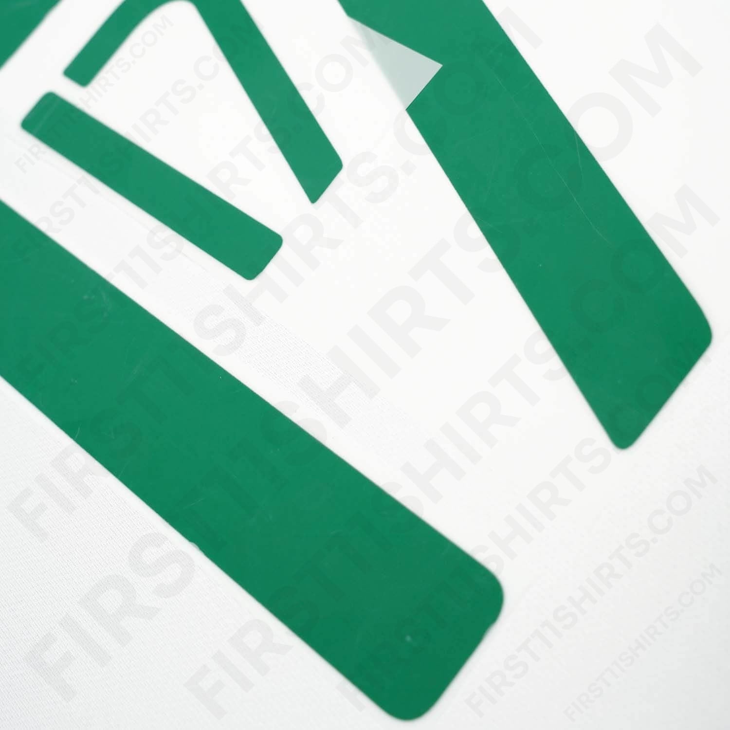 2008/9 Portugal Away Name Set Quaresma 17 (Repro)