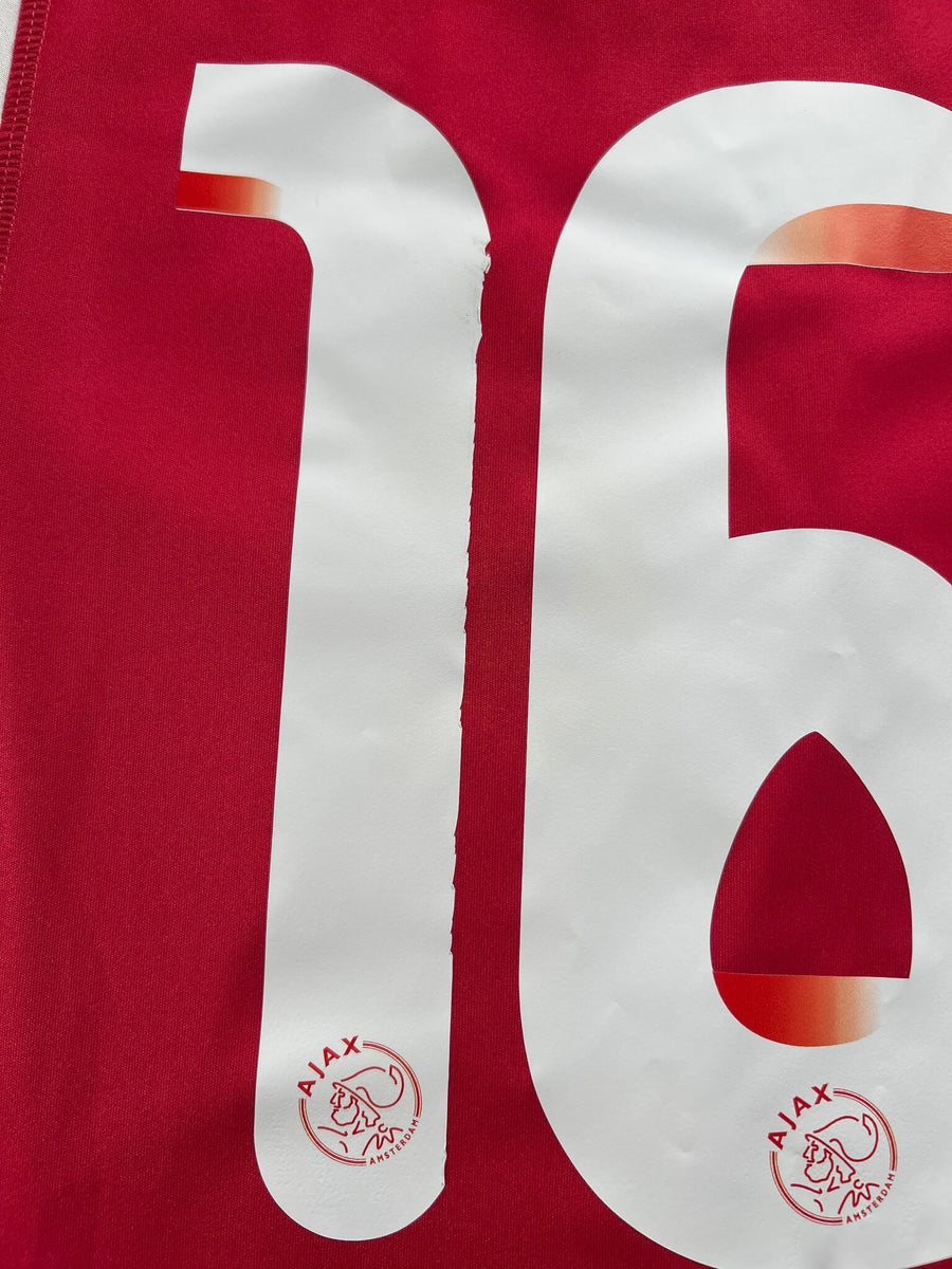2009/10 Ajax Home Shirt Suarez #16 (M)