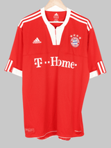 2009/10 Bayern Munich Toni #9 Home Shirt (XL)
