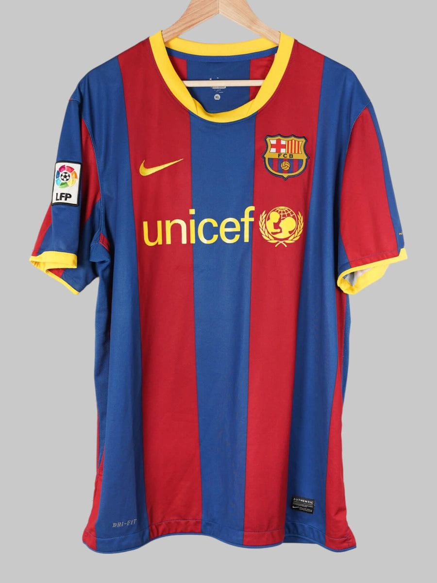 2010/11 Barcelona Xavi #6 Home Shirt (XL)