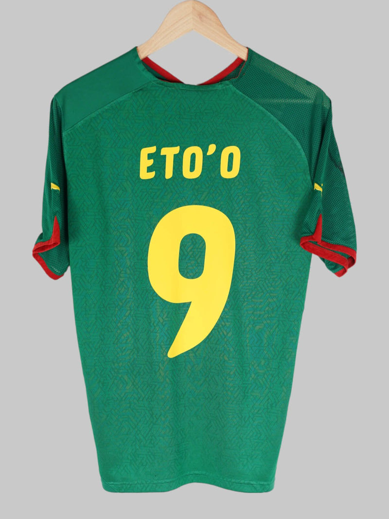 2010/11 Cameroon Eto'o #9 Home Shirt (M)