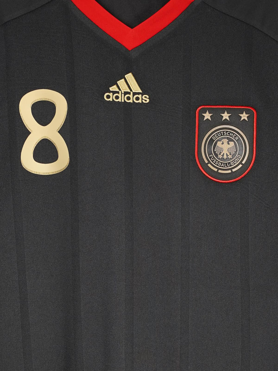 Germany Away Shirt 2010/11 Ozil 8 (XL)