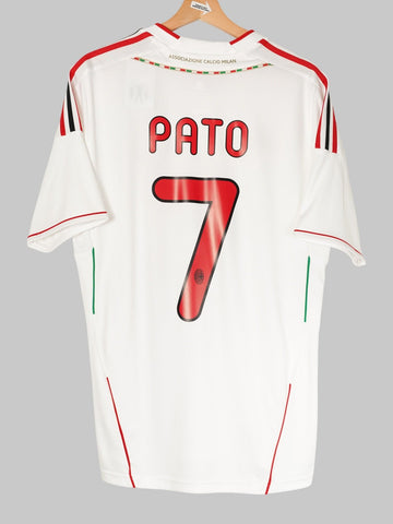 2011/12 AC Milan Pato #7 Away Shirt (M)