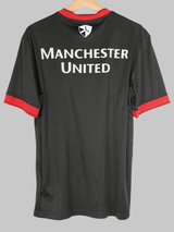 2011/12 Manchester United Training Shirt (M)