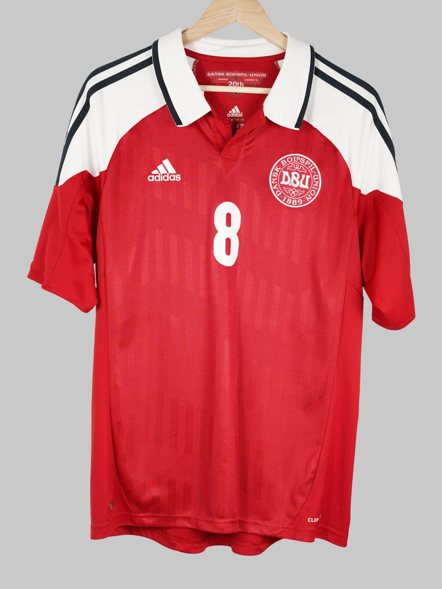 2012/13 Denmark Eriksen #8 Home Shirt (L)