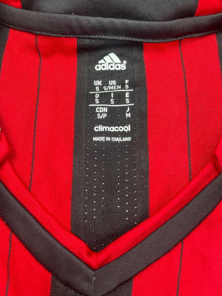 2013/14 AC Milan Kaka #22 Home Shirt (S)