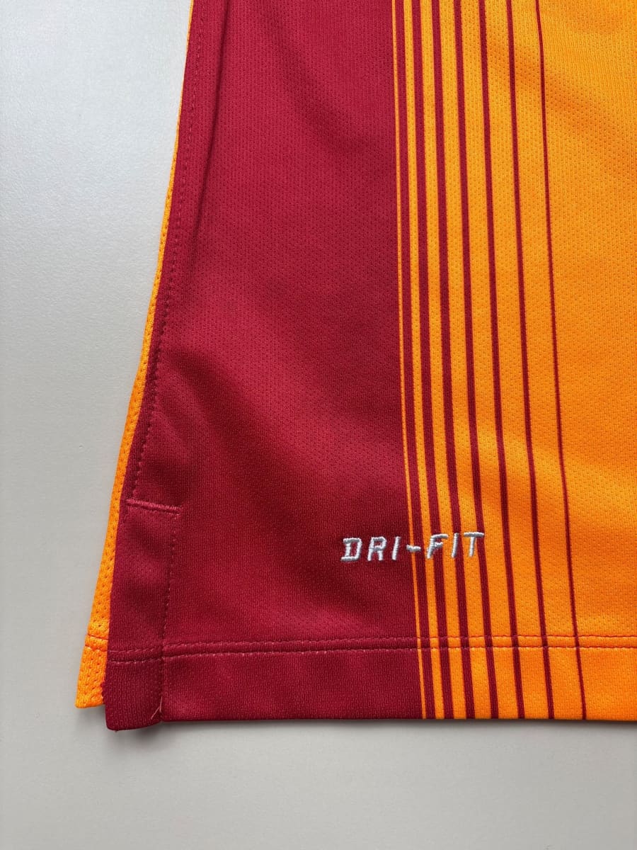 2014/15 Galatasaray Sneijder #10 Home Shirt Player Issue (M)