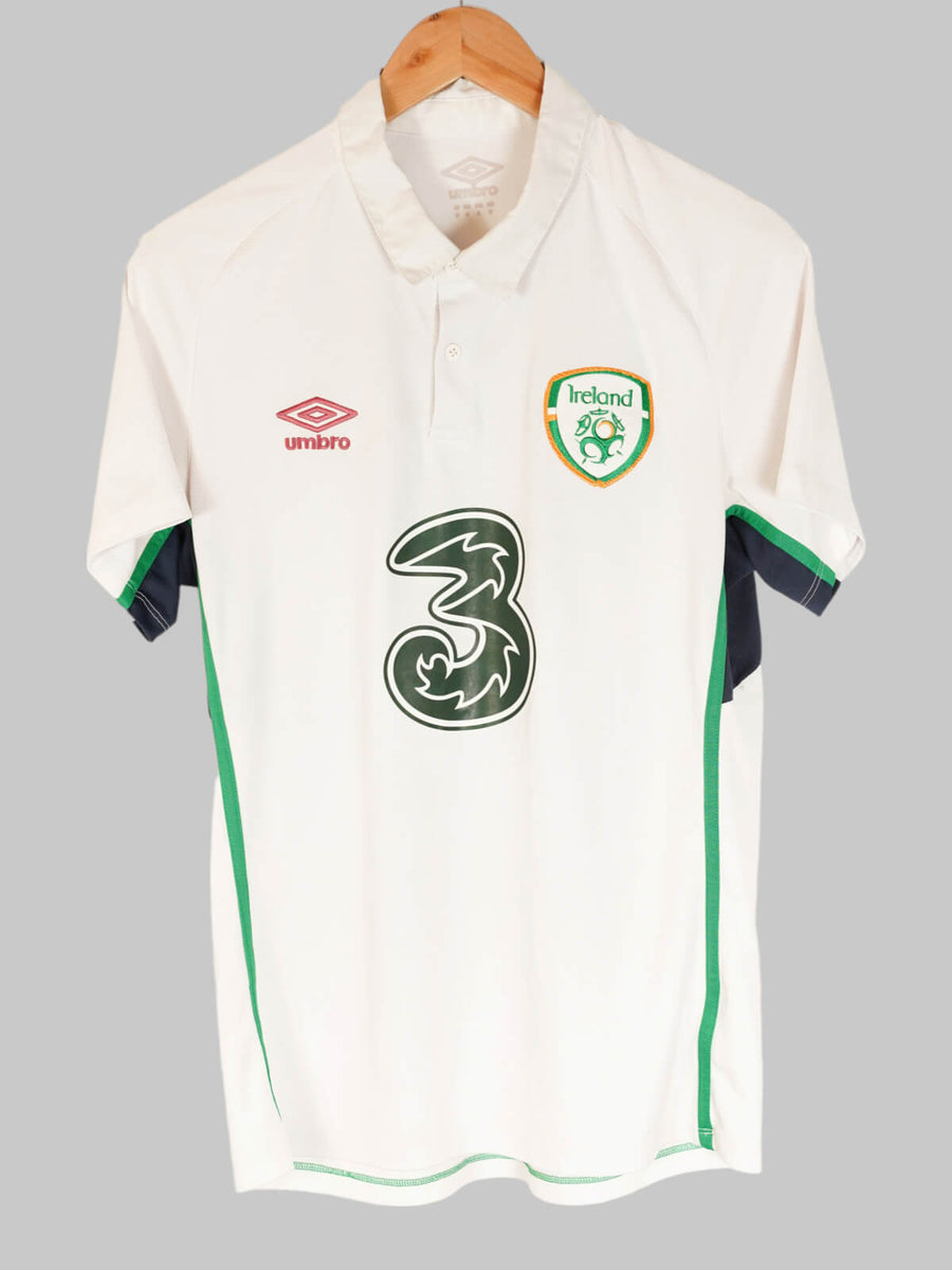 2014/15 Ireland Away Shirt (M)