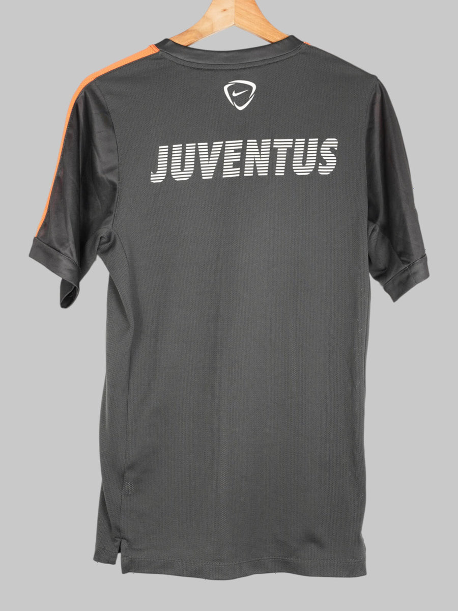 2014/15 Juventus Pre-Match Shirt (S) 