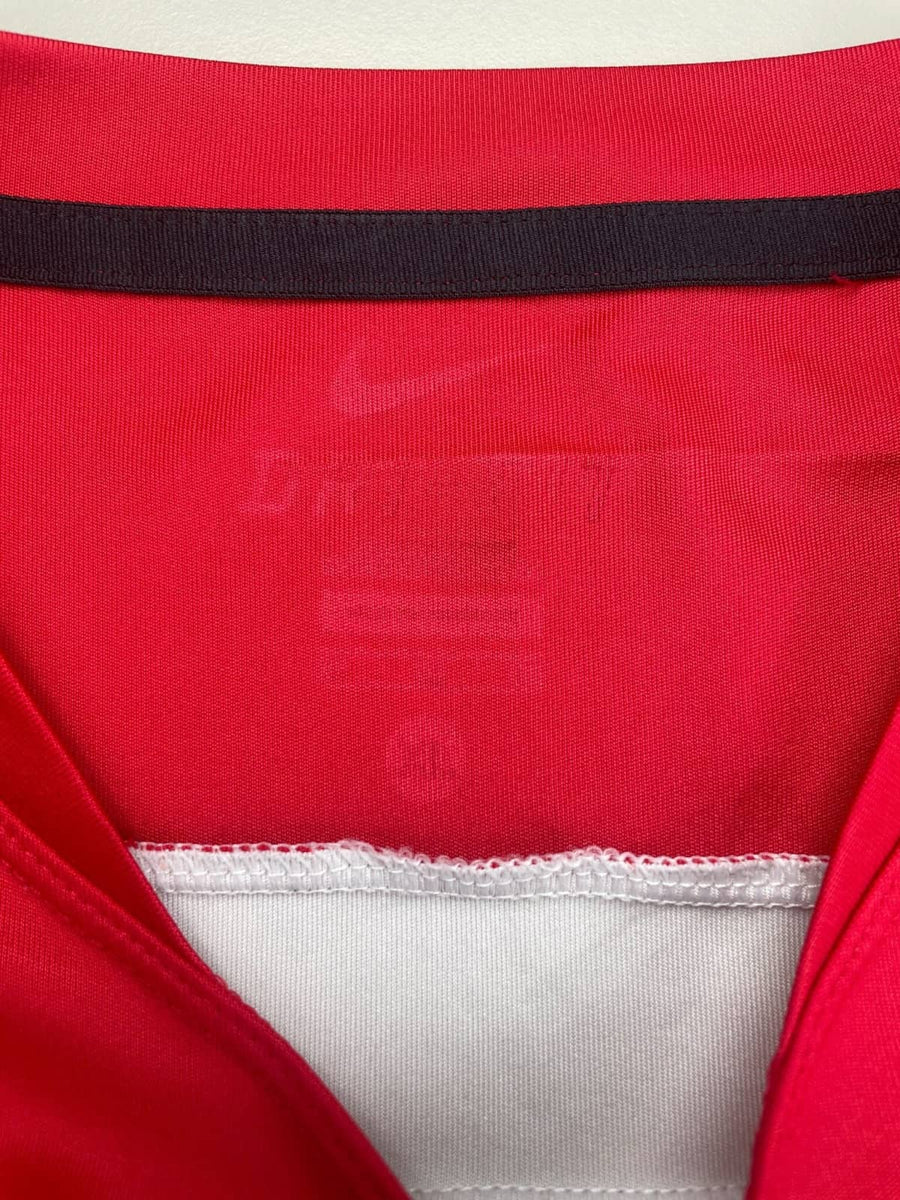 2013/14 Manchester United Training Shirt (XL)