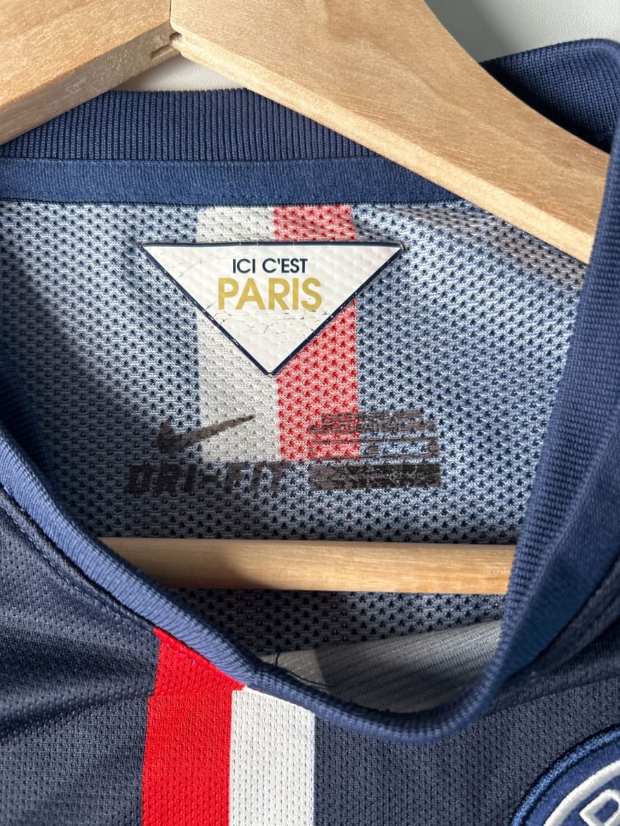 2015/16 PSG Ibrahimovic #10 Home Shirt (L)