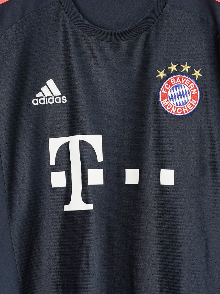 Bayern Munich Third Shirt 2015/16 (L)