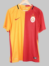 2015/16 Galatasaray Sneijder #10 Home Shirt (S)