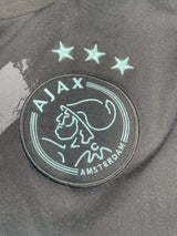 2016/17 Ajax Dolberg #25 Away Shirt (M)
