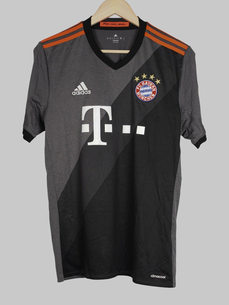 2016/17 Bayern Munich Robben #10 Away Shirt (M)