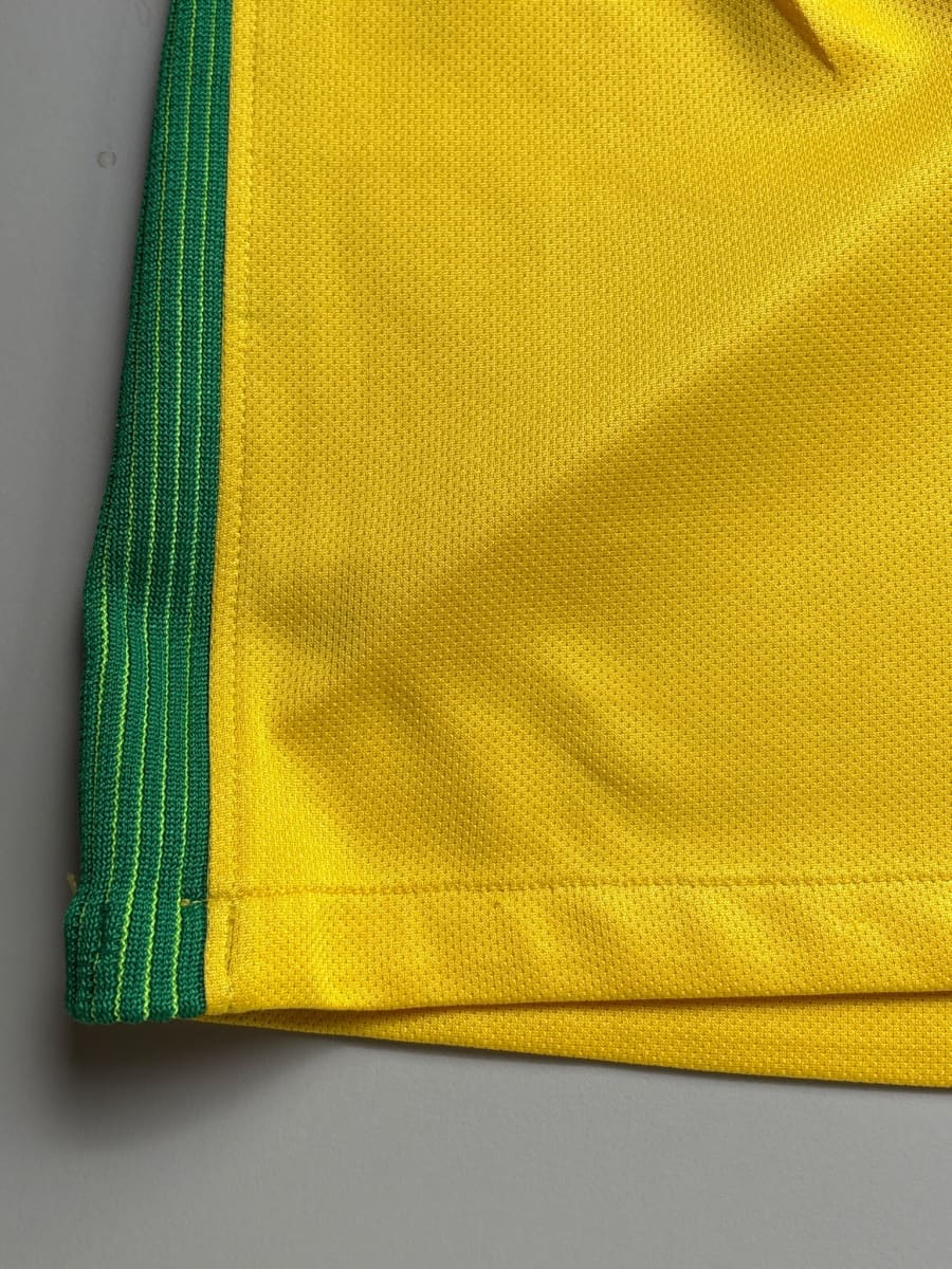 2016/17 Brazil Neymar Jr #10 Home Shirt (M)