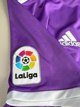 2016/17 Real Madrid Ronaldo #7 Away Shirt (M)