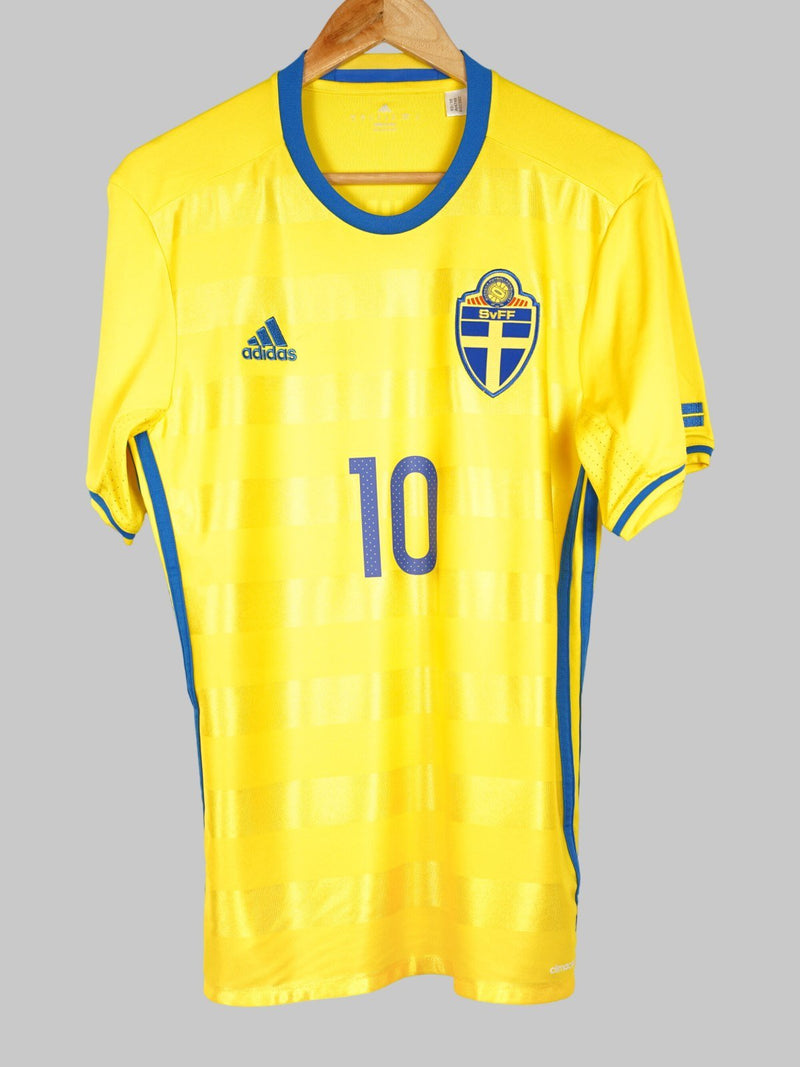 2016/17 Sweden Ibrahimovic #10 Home Shirt (M)
