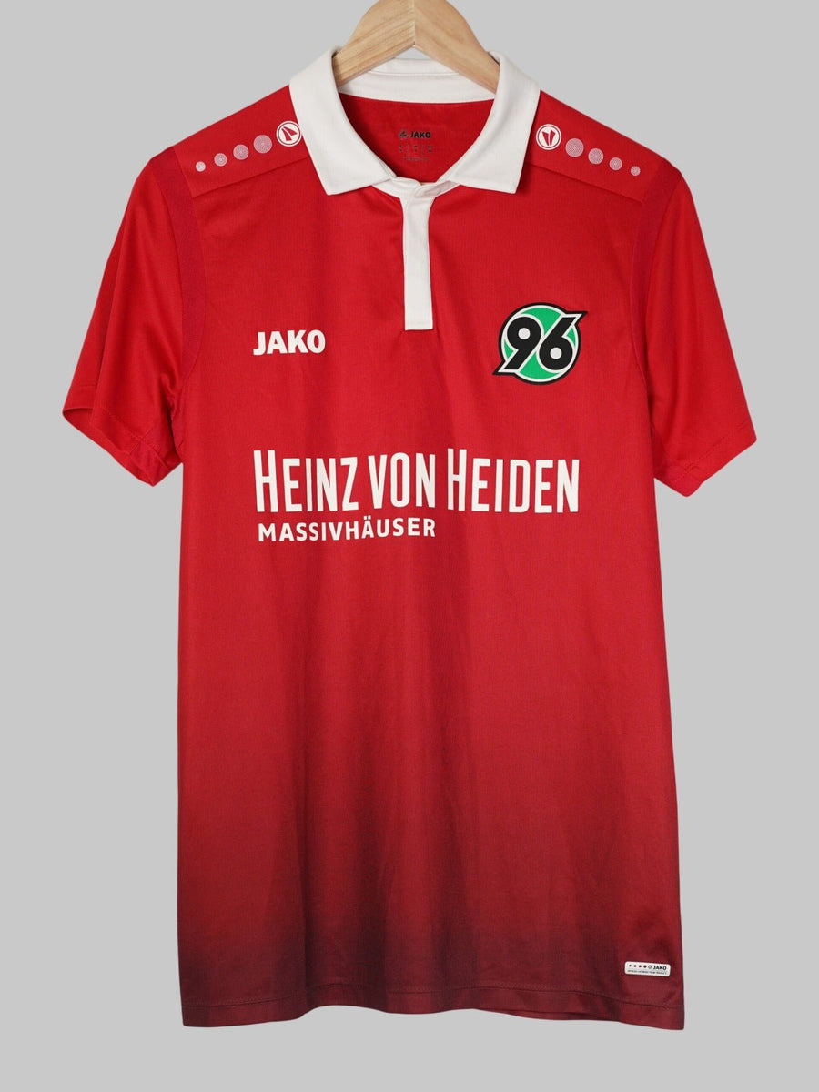 2017/18 Hannover 96 Home Shirt (M)