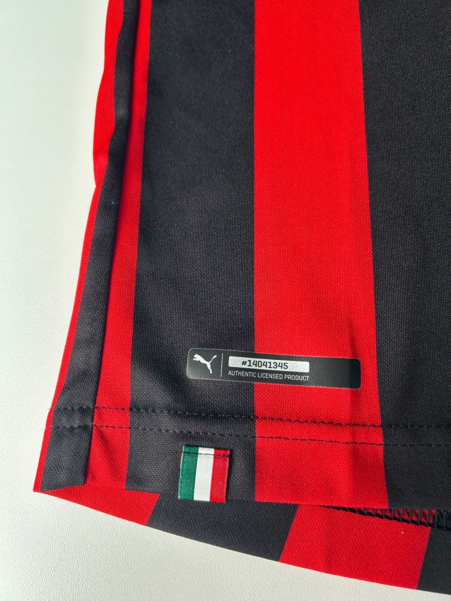 2018/19 AC Milan Calhanoglu #10 Home Shirt (M)