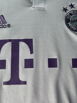 2018/19 Bayern Munich James #11 Away Shirt (M)