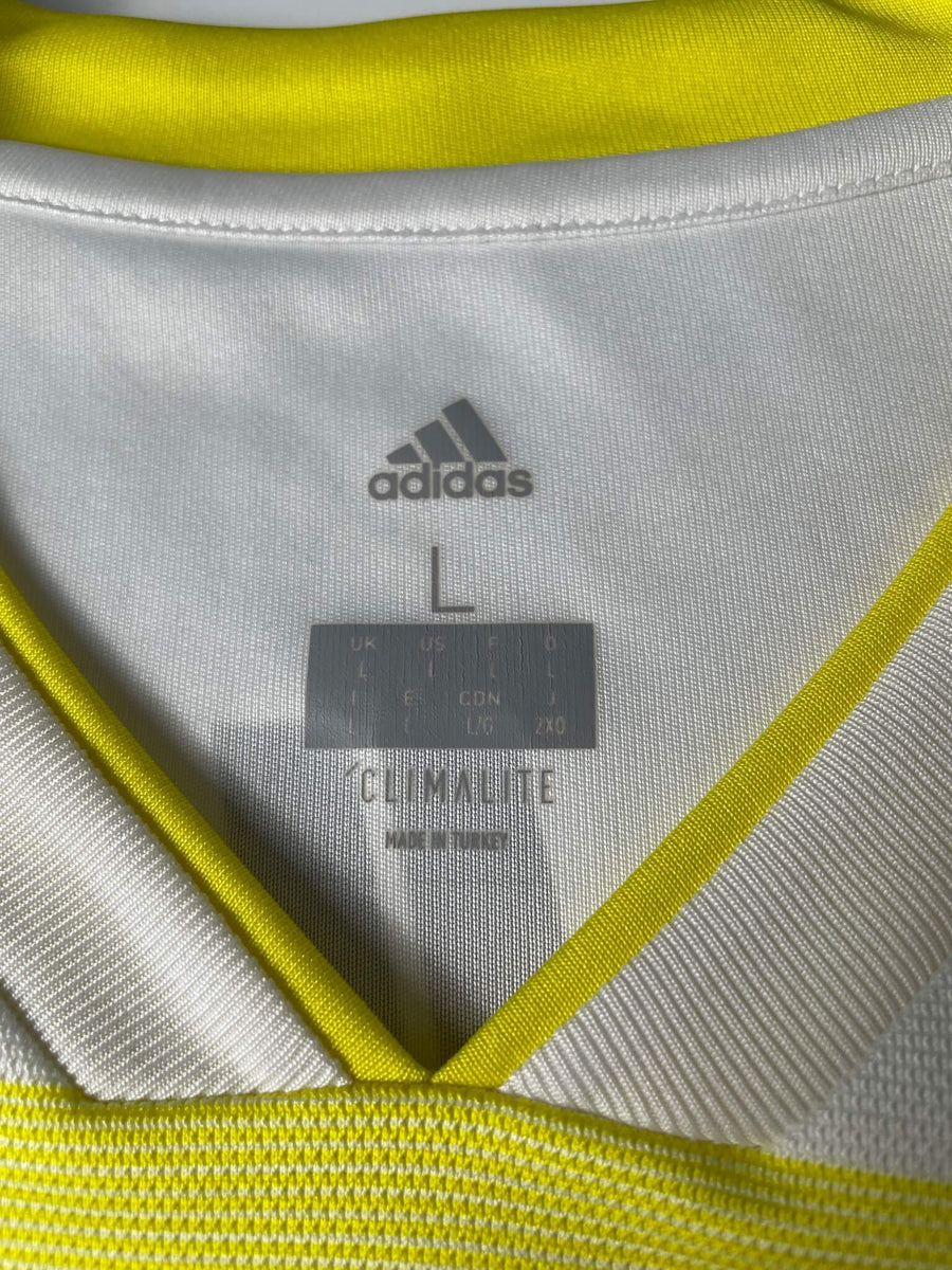 2018/19 Fenerbahce Soldado #9 Third Shirt (L)