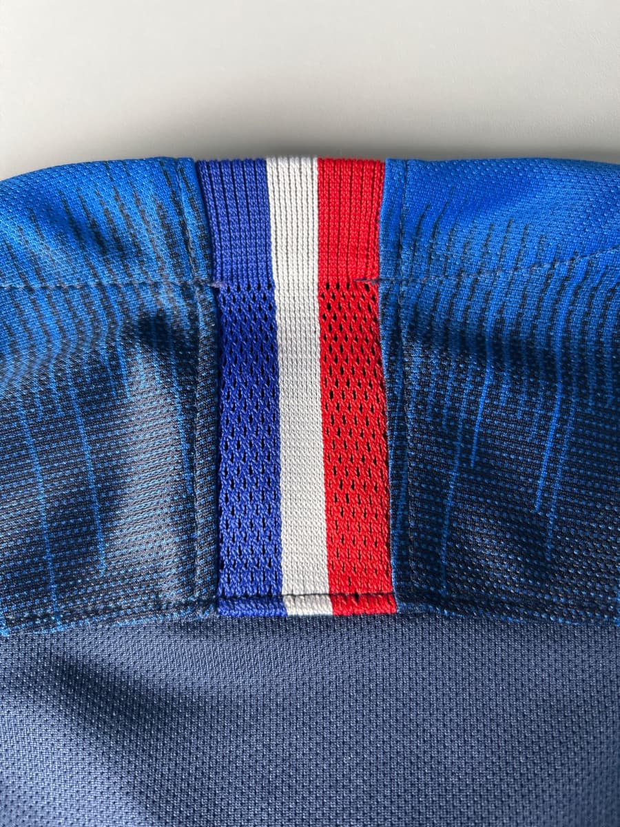 2018/19 France Mbappe #10 Home Shirt (L)