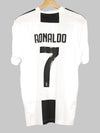 2018/19 Juventus Ronaldo #7 Home Shirt (M) Adidas