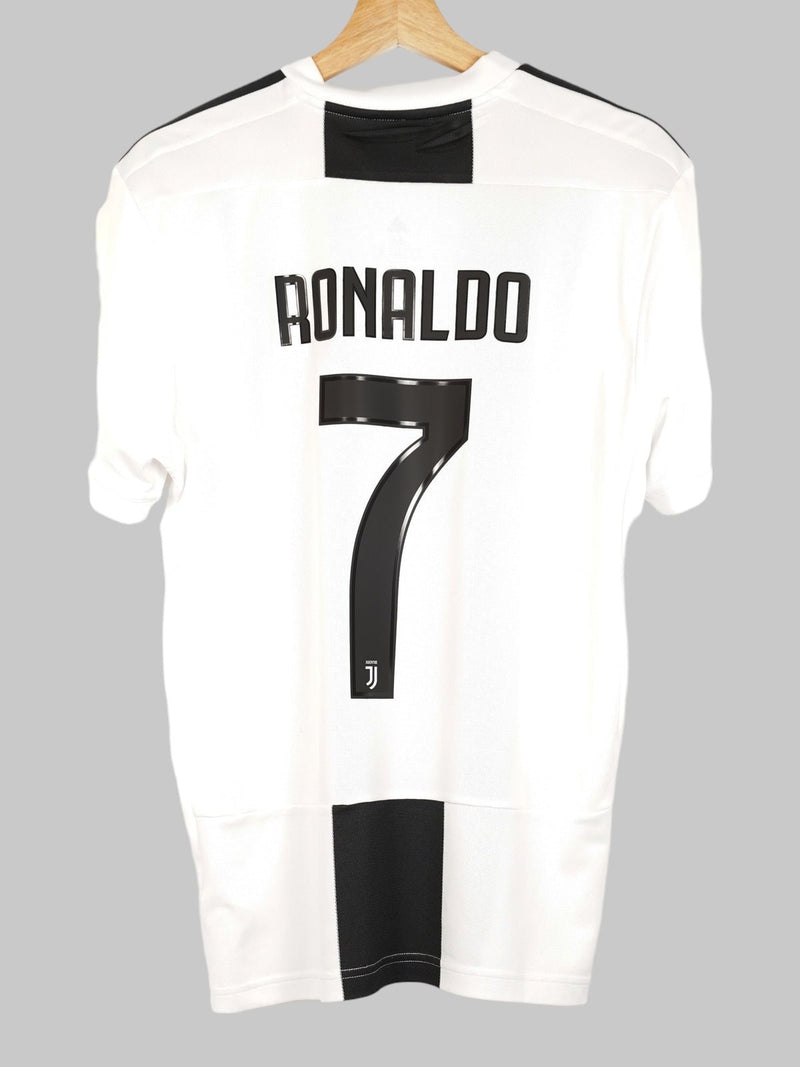 2018/19 Juventus Home Shirt (M)