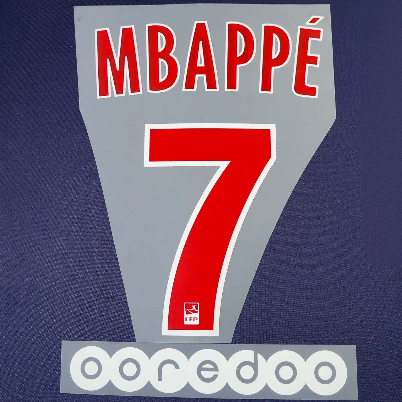 2018/19 PSG Home Name Set Mbappe 7 (Repro)