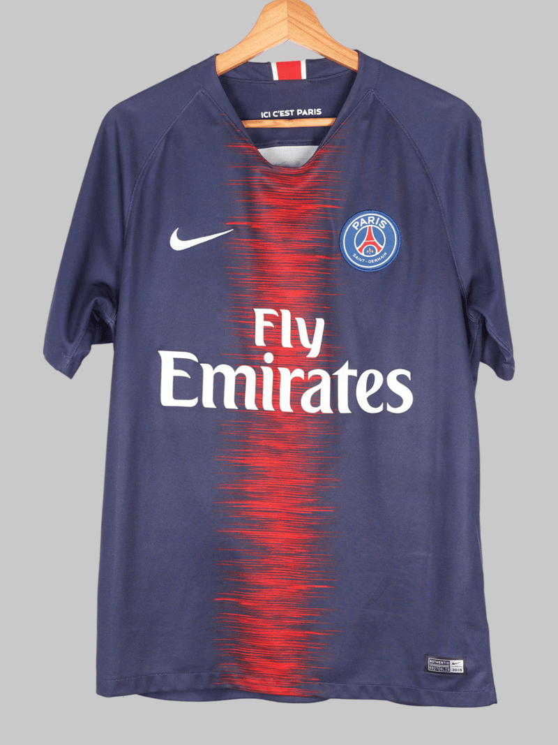 2018/19 PSG Mbappe #7 Home Shirt (M)