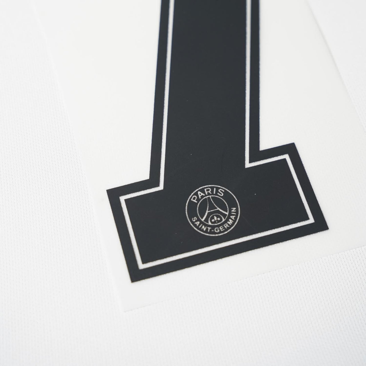 2018/19 PSG Third (White kit) Name Set Mbappe 7 (Repro)