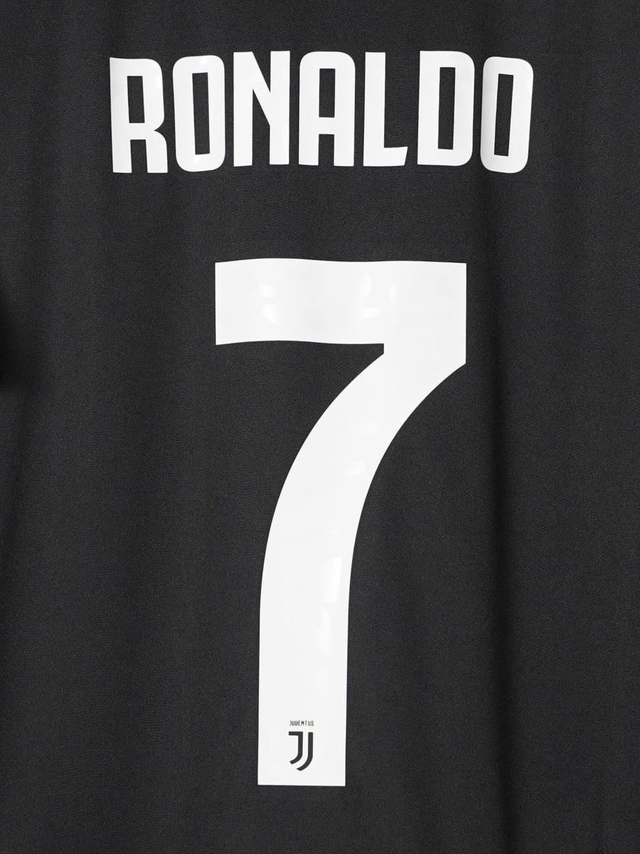 2019/20 Juventus Ronaldo #7 Home Shirt (L)